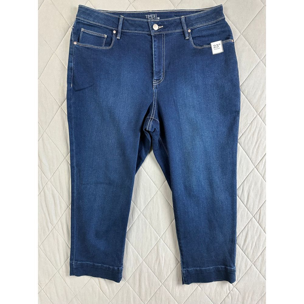 Time and Tru Jeans Women's 16 Mid‎ Rise